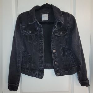 MUDD Distressed Jean Jacket Size Medium